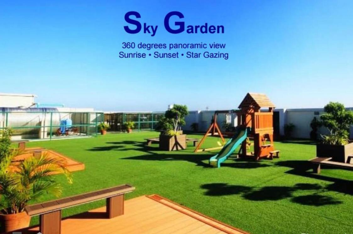 Lancris Residences 2 Bedroom Entire Apartment Near Airport With Pool Paranaque City Bagian luar foto